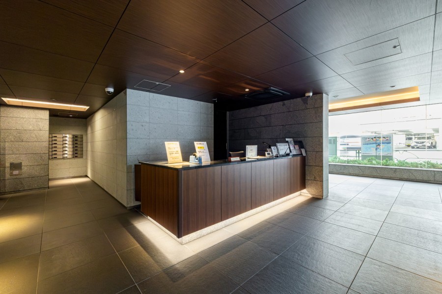 エントランスには、日々の暮らしを快適にサポートしてくれるコンシェルジュサービスがございます。