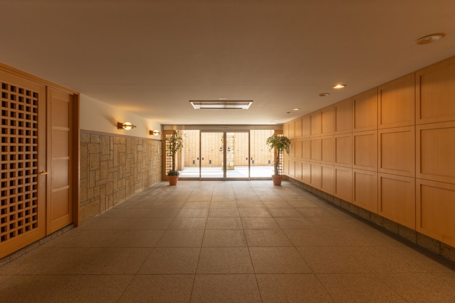 ゆとりがあり高級感が漂う共用部が、明日への活力を与えてくれるマンションです。