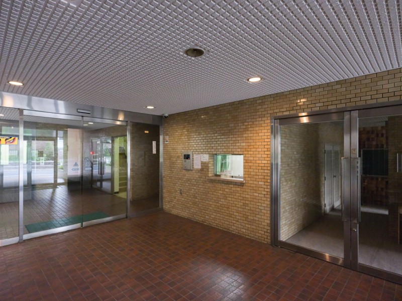 ◆オートロック◆居住者以外の侵入を拒み、不審者や不要なセールスを撃退することができます。安心感を得られるのも大きなポイントです。