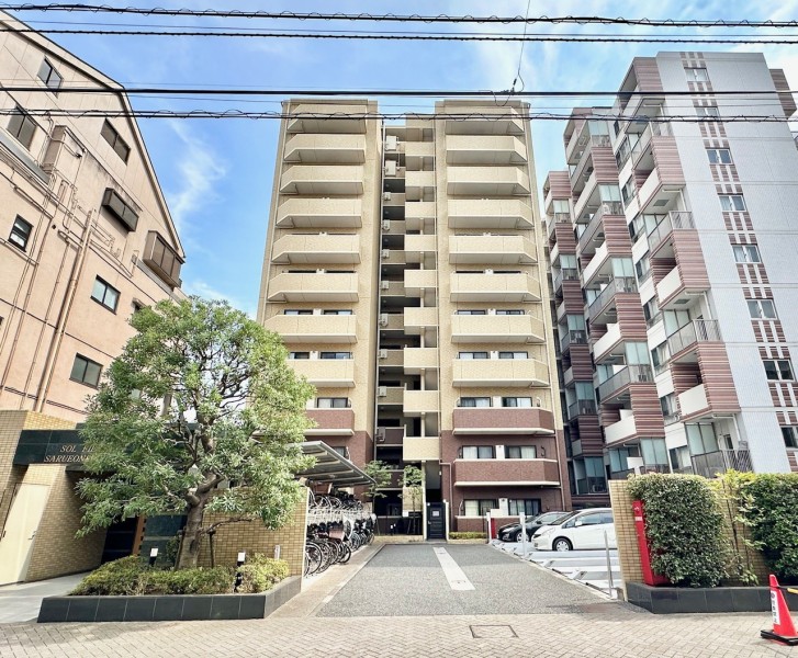 ◆駐車場◆ショッピングや旅行、レジャーが気軽に楽しめる駐車場を完備しています。機械式駐車場専用使用権付（月額8000円）