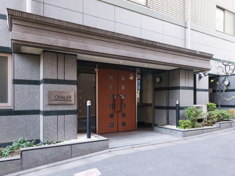 定期的にメンテナンスを行っている管理の行き届いたマンションです。宅配ボックスがあるので、多忙でほとんど家にいない方でも安心してオンラインショッピングをお楽しみいただけます。