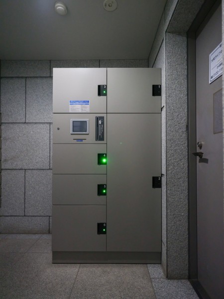 ◆宅配ボックス◆24時間いつでも荷物受け取りが可能。配達時間を気にせず過ごすことができます。ウイルス対策の観点からも人気の設備です。