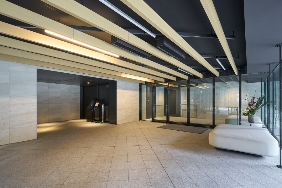 ハイグレードな暮らしを予感させる上品で瀟洒なエントランスロビーです。清潔感漂う共用部が、明日への活力を与えてくれるマンションです。