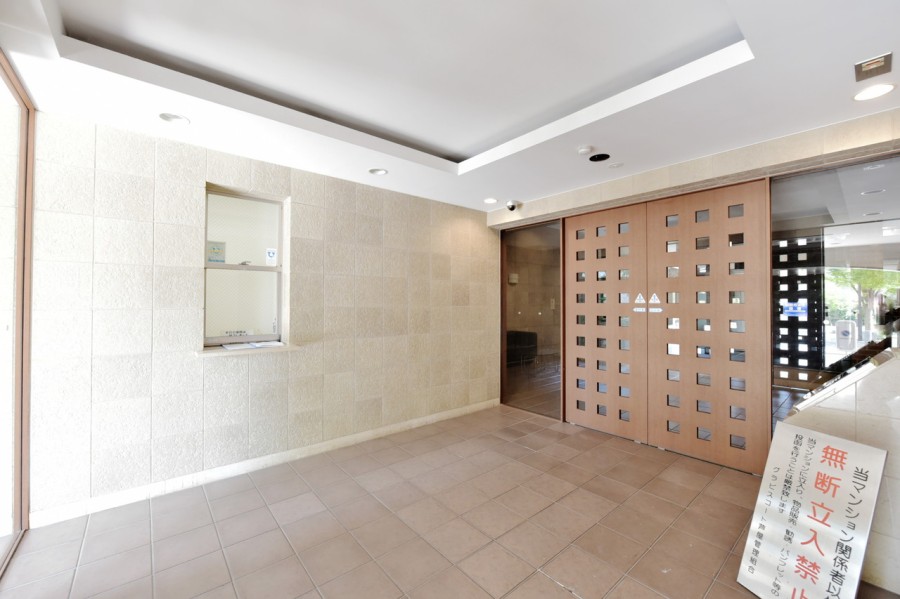 3路線利用可能、お出かけ先によって使い分けできる便利な立地です。国道２号線や阪神高速道路へもアクセスしやすく、お車での移動も便利な立地です