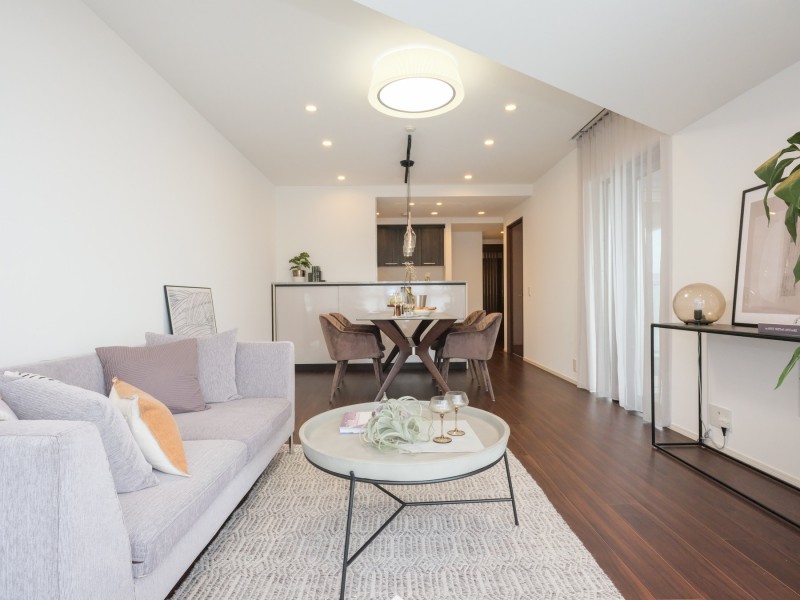 LDKには、天カセエアコン2台と床暖房が設置されているので、ご家族やペットと一年中快適にお過ごしいただけます。