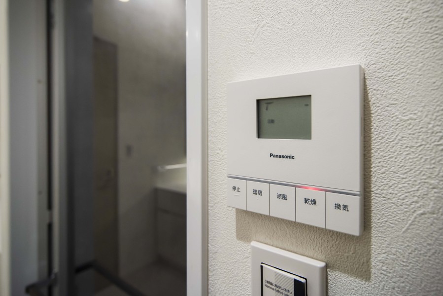 ◆浴室換気乾燥機◆天候に左右されず洗濯することが可能です。浴室内を乾燥させる機能もありますので、カビの発生を抑えることができます。