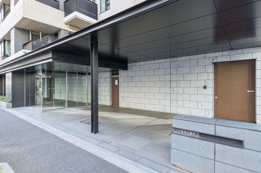 2016年築の管理体制良好なマンションです。気品と風格を備えた街並みは利便性と穏やかさを感じる住環境です。