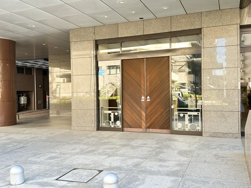 あべのキューズモール、あべのハルカスが徒歩圏内で日常生活もレジャーも楽しめる環境が魅力的です。共用施設も充実しており、シアタールーム・キッズルーム・スタディルーム・ゲストルーム・屋上庭園があります。