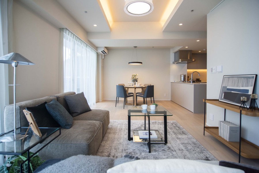 お部屋は自然の優しい温もりを添えた居心地の良い内装に仕上がりました。