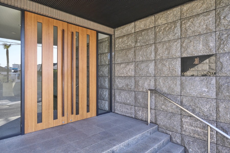 洗練された共用部が安らぎに満ちた住まいへ誘います。