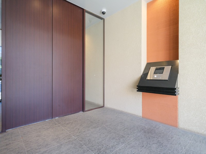 ◆オートロック◆居住者以外の侵入を拒み、不審者や不要なセールスを撃退することができます。安心感を得られるのも大きなポイントです。