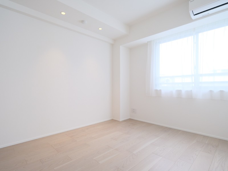 主寝室としても快適にお過ごしいただける洋室1です。のびやかにプライべート時間を満喫できるお部屋です。