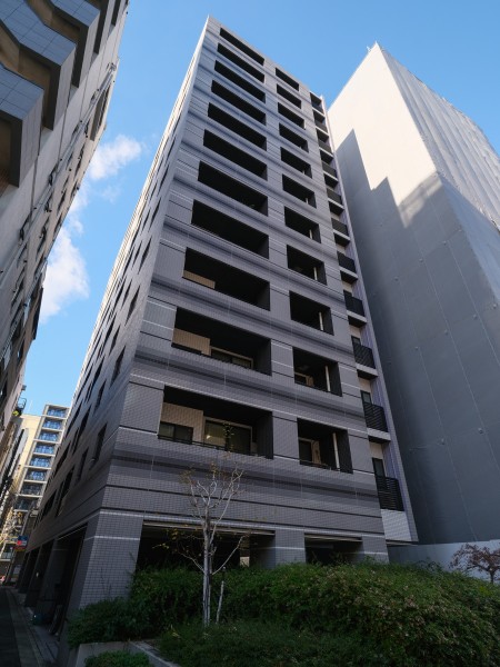 日本橋エリアにありながら、眺望に恵まれた住まいです。7路線6駅利用可能で利便性が良好なマンションになります。